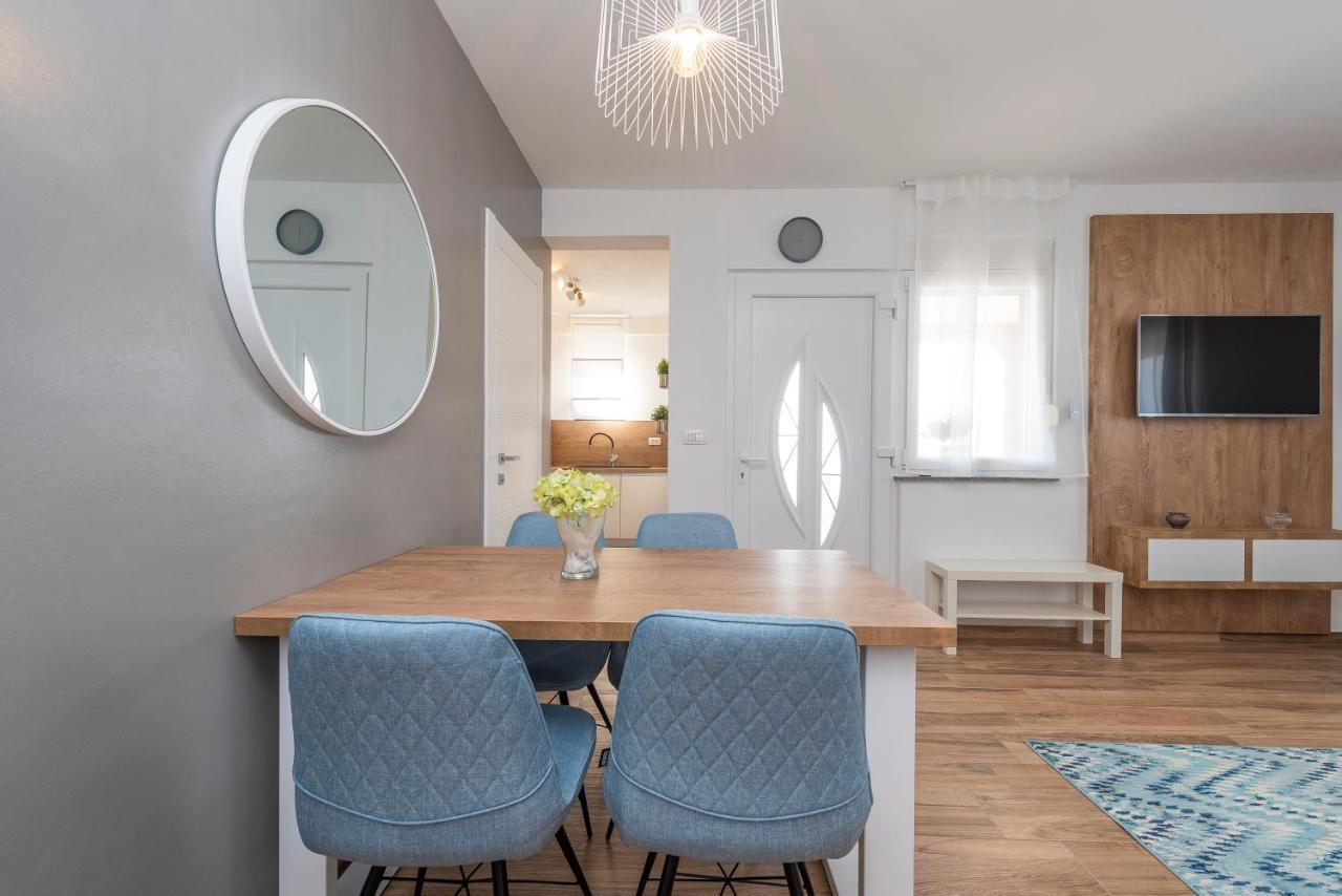 Luxury Apartments - La Vir 5& 6 Экстерьер фото